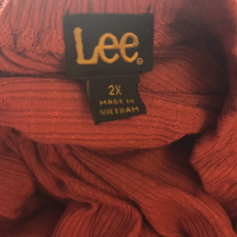 Lee blouse. Size 2x - Picture 3 of 4